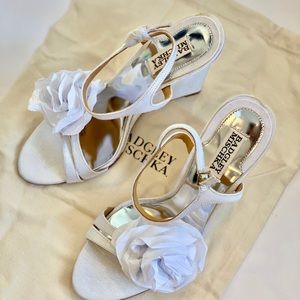 Badgley Mischka Satin wedge with flower detail